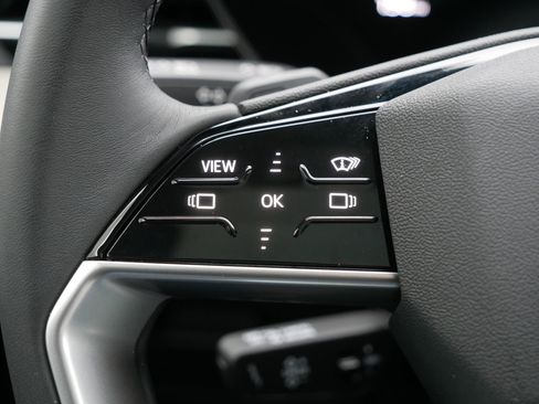 Used 2025 Audi A6 e-tron Prestige w/ Beige Warm Weather Package image 31