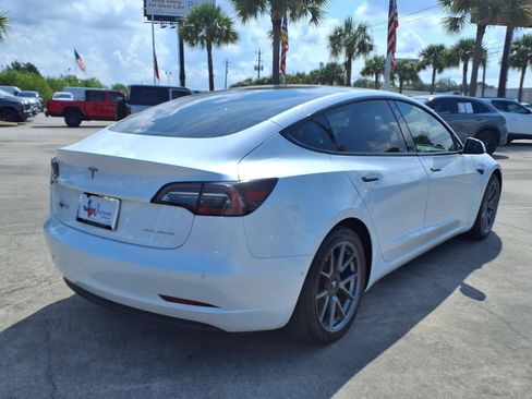 Used 2021 Tesla Model 3 Long Range AWD/4WD image 5