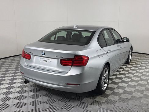 Used 2015 BMW 320i xDrive Sedan AWD/4WD image 5