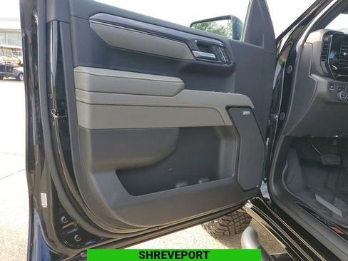 Certified 2025 Chevrolet Silverado 1500 ZR2 w/ Technology Package image 23