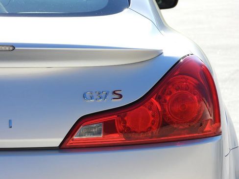 Used 2010 INFINITI G37 G37 Sport Coupe 2D w/ Premium Pkg RWD image 24