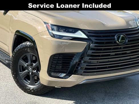 Certified 2025 Lexus LX 700h Overtrail AWD/4WD image 5