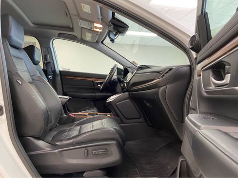 Used 2020 Honda CR-V Touring image 16
