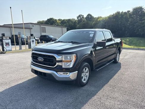 Certified 2022 Ford F150 XLT w/ Equipment Group 301A Mid RWD image 3