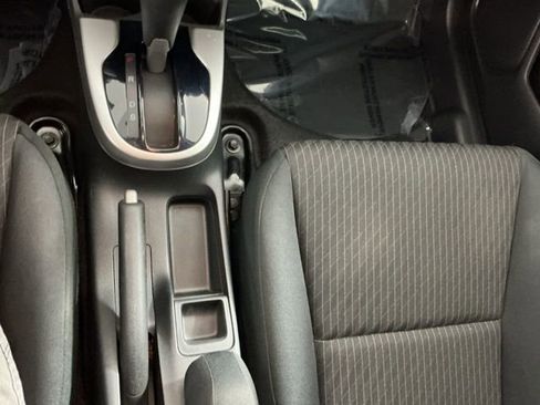 Used 2020 Honda Fit EX image 28