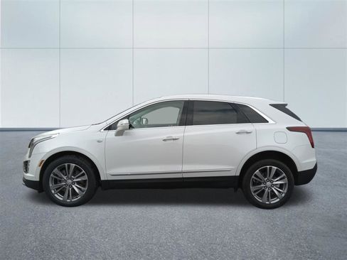 Used 2023 Cadillac XT5 Premium Luxury w/ LPO, Floor Liner Package image 2