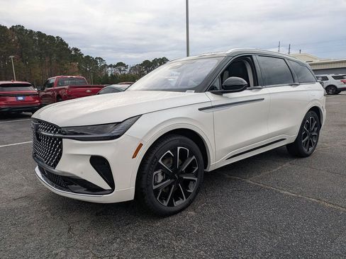New 2026 Lincoln Nautilus Reserve AWD/4WD image 8