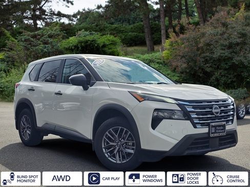 Used 2024 Nissan Rogue S AWD/4WD image 1