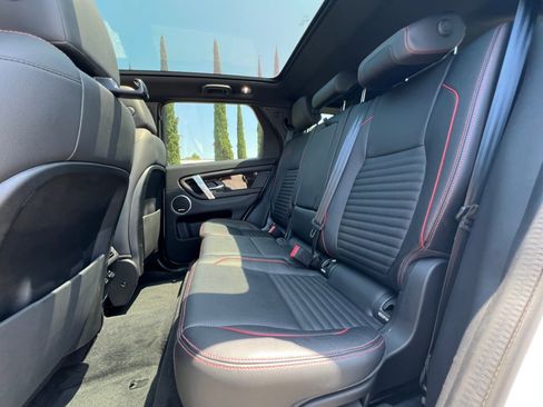 Used 2020 Land Rover Discovery Sport SE R-Dynamic AWD/4WD image 18