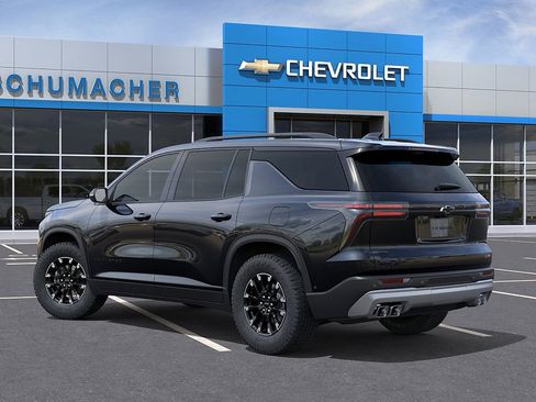 New 2026 Chevrolet Traverse Z71 w/ Enhanced Driving Package AWD/4WD image 3