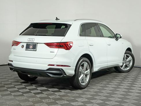 Used 2021 Audi Q3 2.0T Premium w/ Convenience Package AWD/4WD image 7
