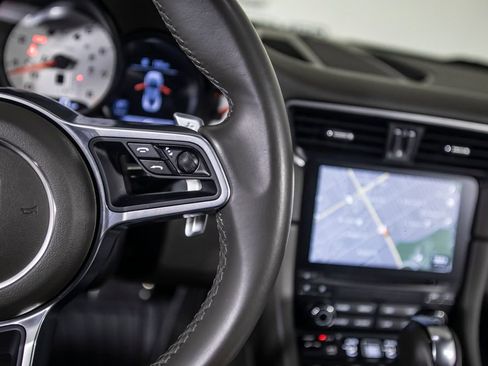 Used 2019 Porsche 911 Carrera S RWD image 33