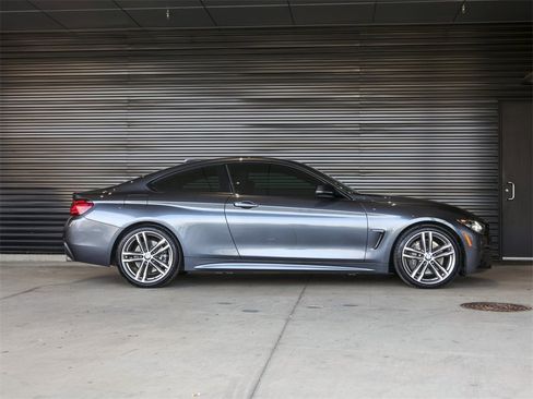 Used 2020 BMW 440i Coupe w/ M Sport Package image 8