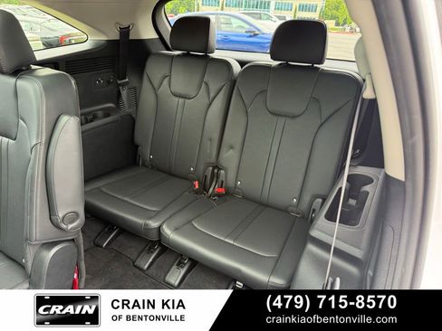 Certified 2025 Kia Sorento SX FWD image 27