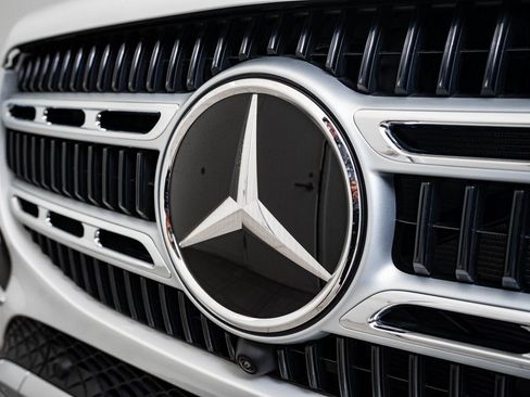 New 2026 Mercedes-Benz GLE 350 4MATIC image 3