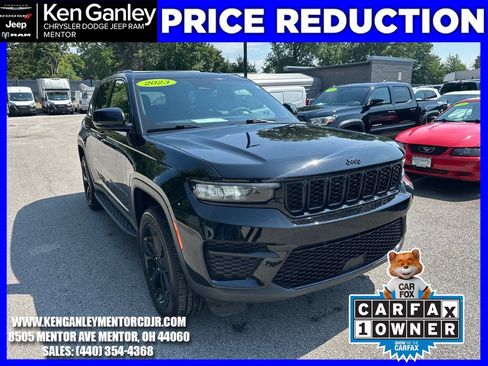 Used 2023 Jeep Grand Cherokee Altitude AWD/4WD image 1