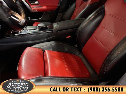 Used 2021 Mercedes-Benz CLA 250 image 9