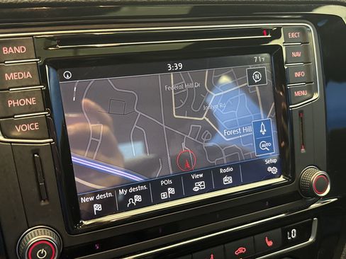 Used 2017 Volkswagen Jetta GLI FWD image 19