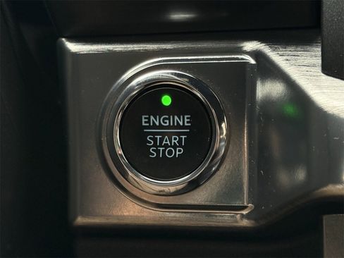 Certified 2022 Ford F150 Lariat image 22