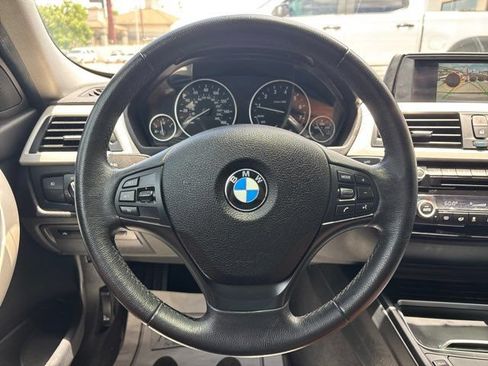 Used 2018 BMW 320i Sedan RWD image 26