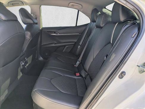 Used 2022 Toyota Camry XSE image 17