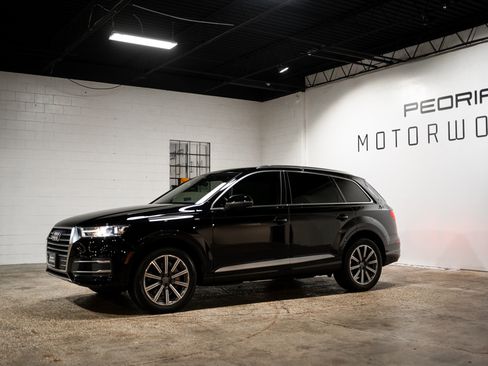Used 2019 Audi Q7 3.0T Premium w/ Convenience Package image 4