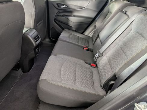 Used 2022 Chevrolet Equinox LT image 27