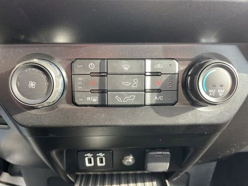 Used 2019 Ford F150 XLT w/ Equipment Group 302A Luxury image 24