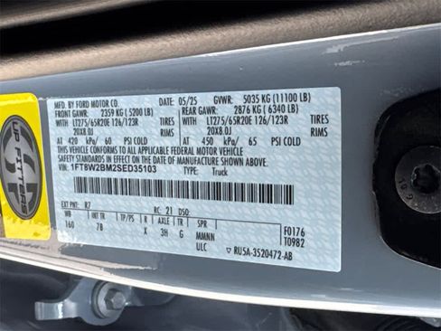 New 2025 Ford F250 Platinum image 30