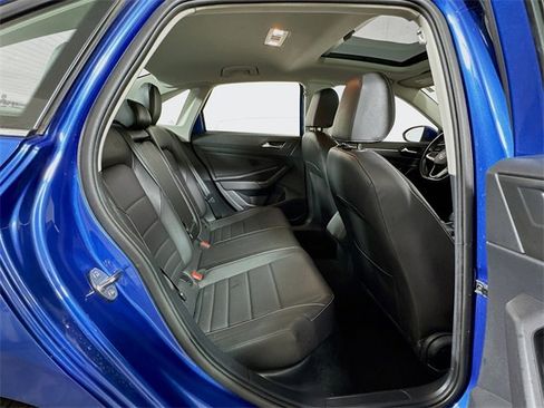 Used 2024 Volkswagen Jetta SE image 24