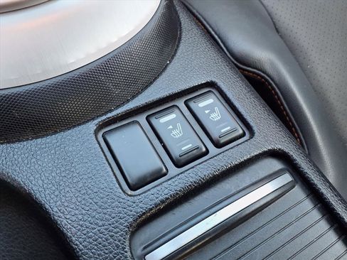 Used 2006 Nissan 350Z Touring image 8