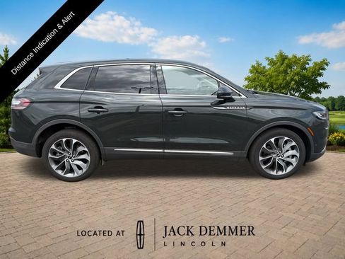Used 2023 Lincoln Nautilus Reserve w/ Equipment Group 201A AWD/4WD image 8