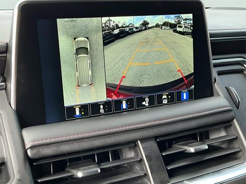 Used 2022 Chevrolet Suburban RST w/ Luxury Package image 46