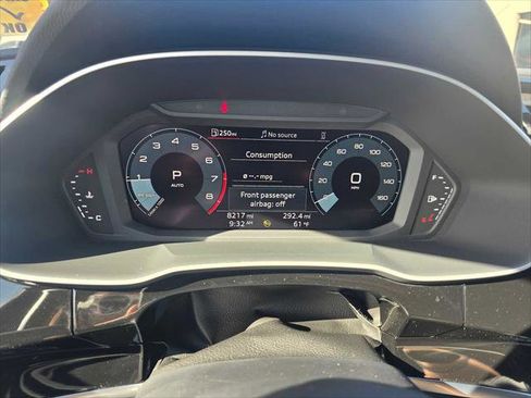 Certified 2024 Audi Q3 2.0T Premium image 27