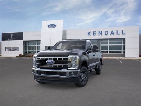 New 2025 Ford F250 XLT image 2