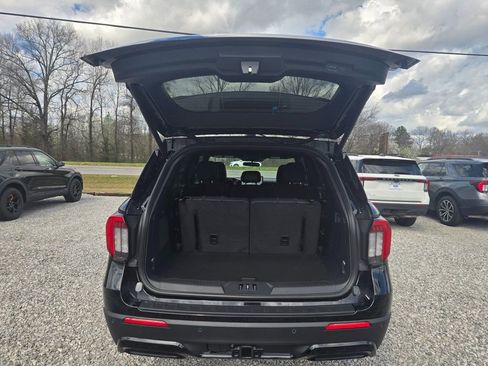 New 2026 Ford Explorer ST-Line RWD image 5