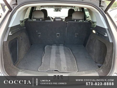 Used 2022 Lincoln Corsair AWD w/ Equipment Group 101A image 28