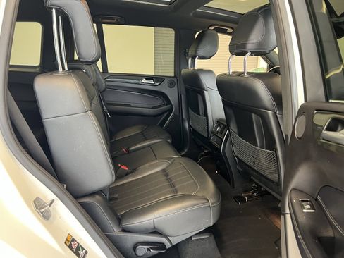 Used 2018 Mercedes-Benz GLS 450 GLS 450 image 47
