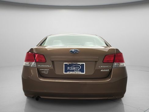 Used 2011 Subaru Legacy 2.5i AWD/4WD image 5