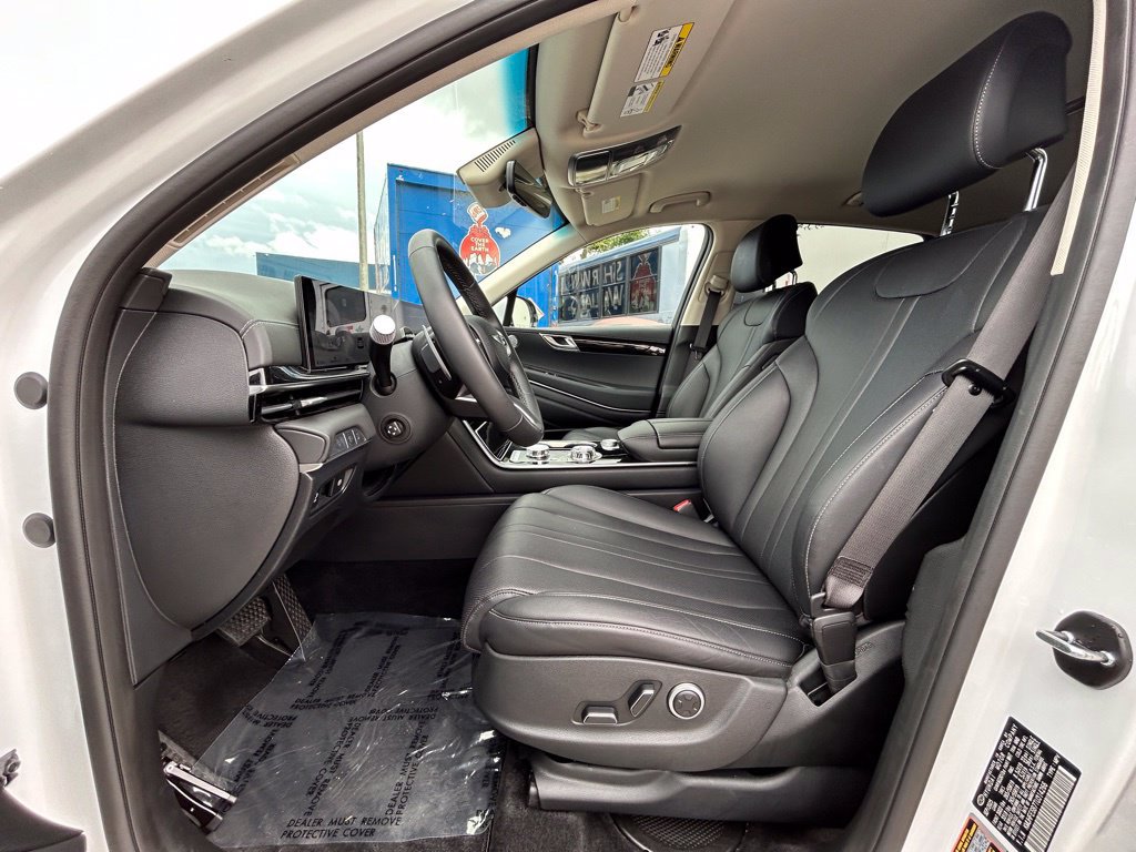 Used 2026 Genesis GV80 2.5T AWD/4WD image 11