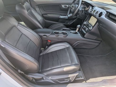 Used 2019 Ford Mustang GT Premium w/ GT Performance Package RWD image 21