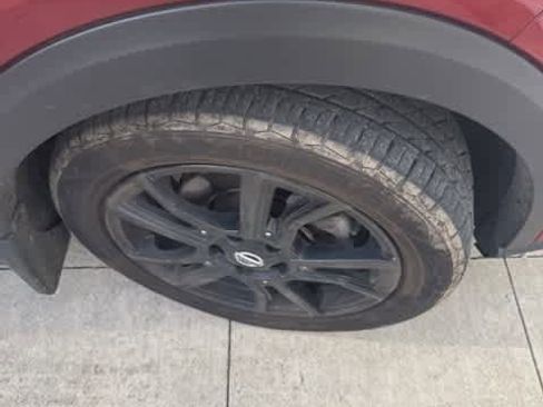 Used 2021 Nissan Kicks SR w/ SR Premium Package image 4