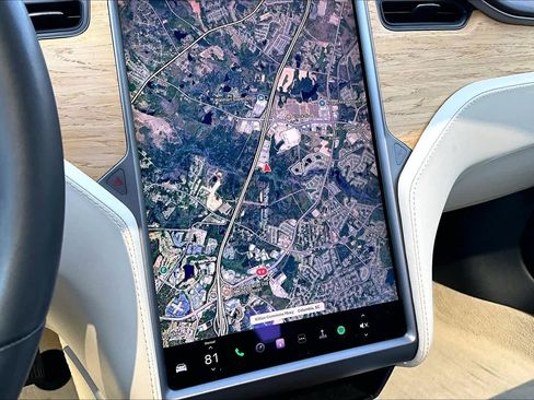 Used 2018 Tesla Model S 75D image 36