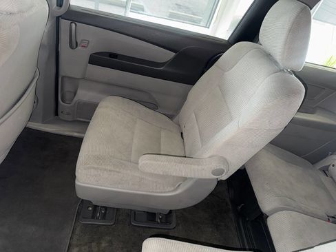 Used 2013 Honda Odyssey LX image 20