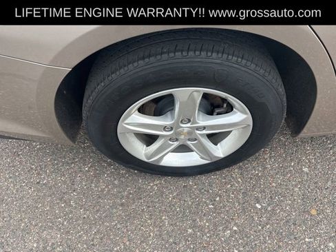 Used 2023 Chevrolet Malibu LT FWD image 9