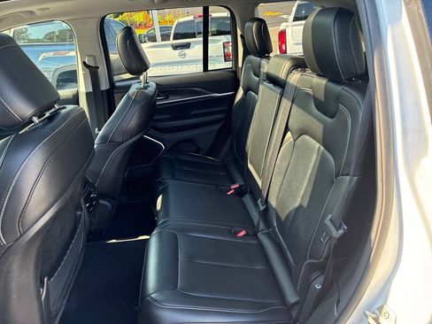 Used 2024 Jeep Grand Cherokee Limited 4xe AWD/4WD image 25
