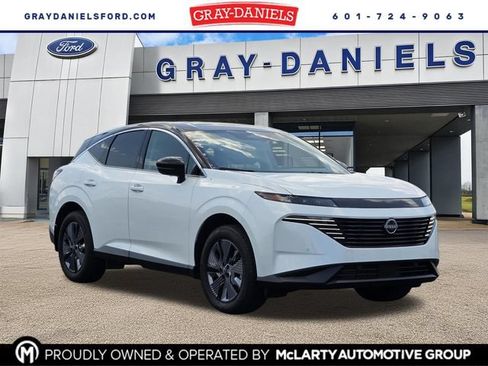 Used 2025 Nissan Murano SL AWD/4WD image 1