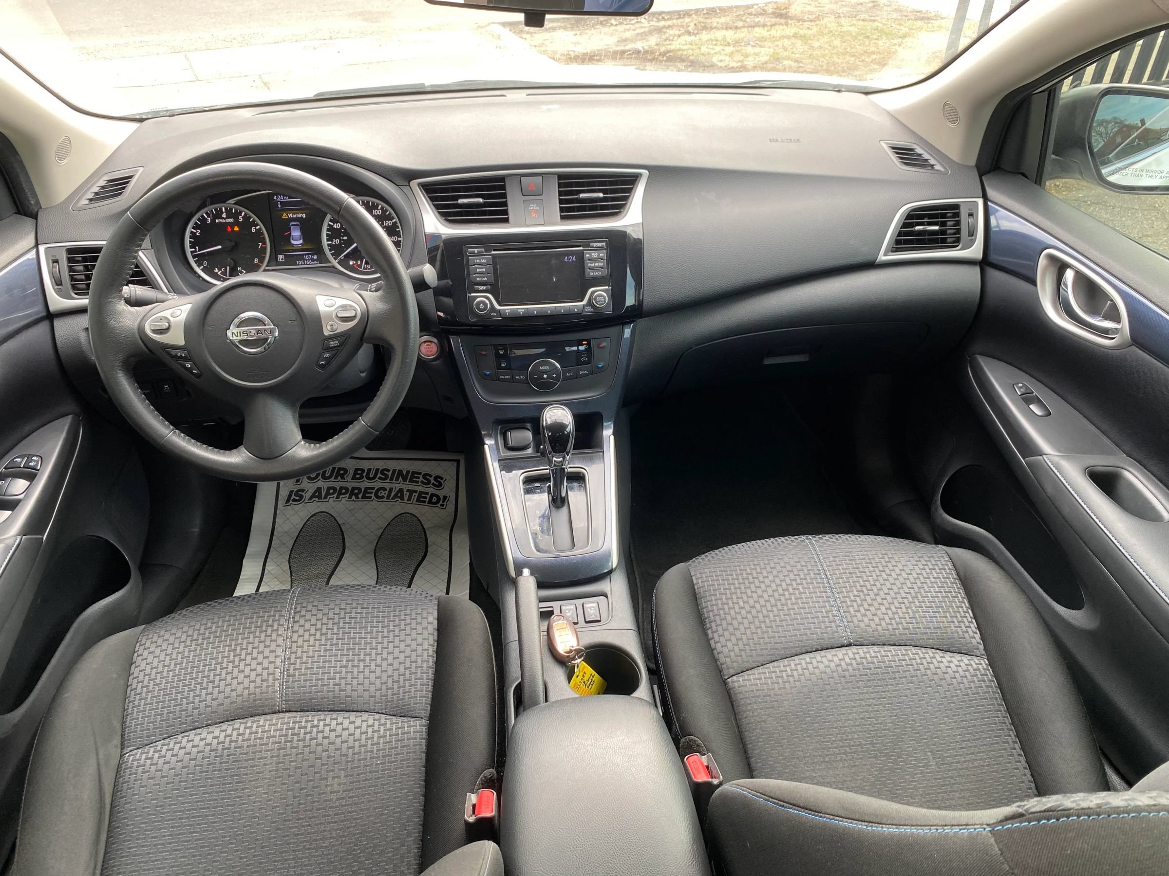 Used 2018 Nissan Sentra SR w/ SR Midnight Edition Package FWD image 4