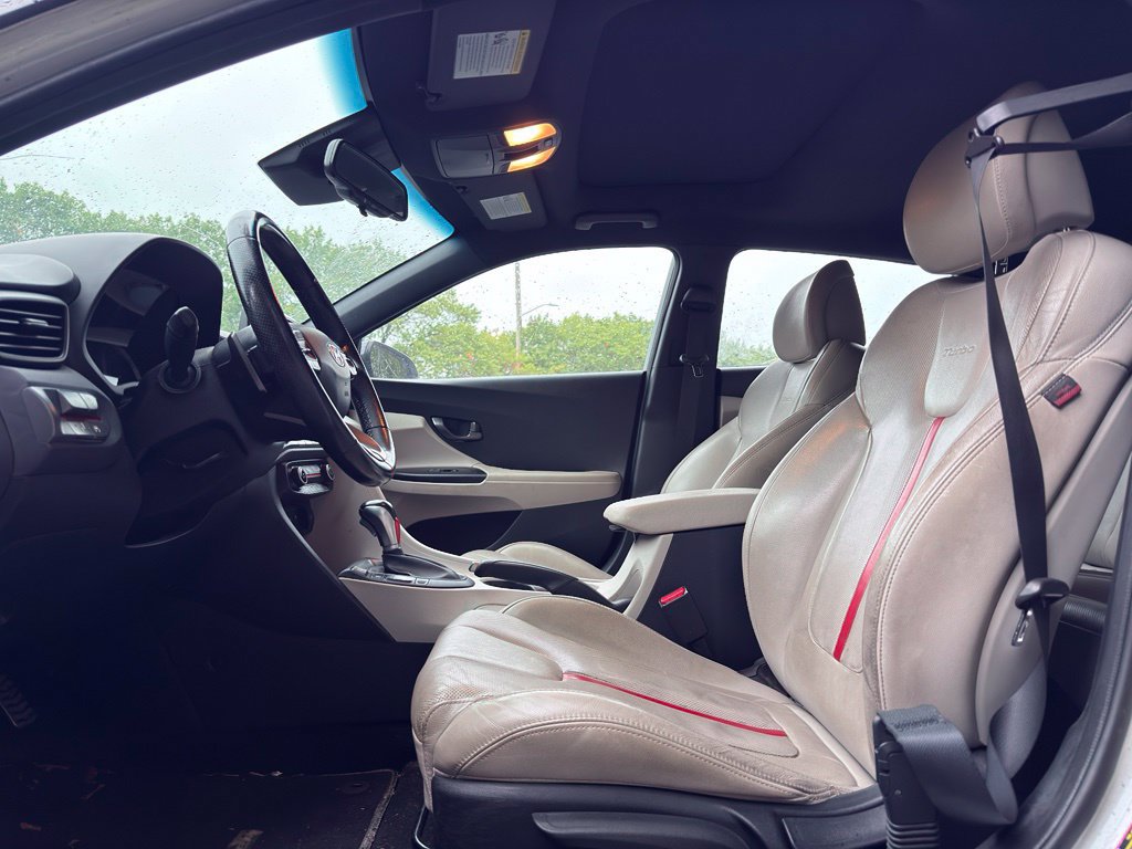 Used 2019 Hyundai Veloster Turbo Ultimate FWD image 2