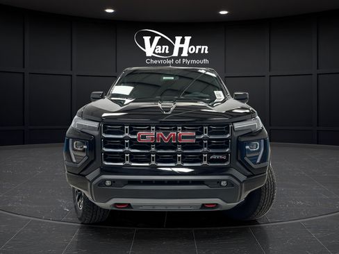 Used 2026 GMC Canyon AT4 w/ AT4 Premium Package AWD/4WD image 2